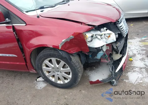 2014 Chrysler Town & Country Touring from USA, damaged, VIN 2C4RC1BG5ER279991